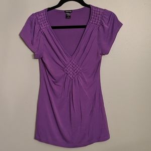 Purple v-neck weave accent top